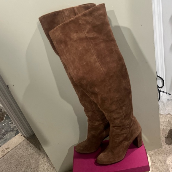 Knee High Boots - Picture 1 of 3